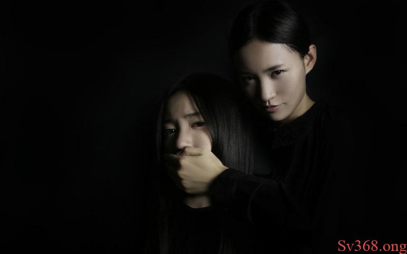 Mơ thấy mình bị bắt cóc là dấu hiệu của sự bất an hoặc bạn đang bị ràng buộc 